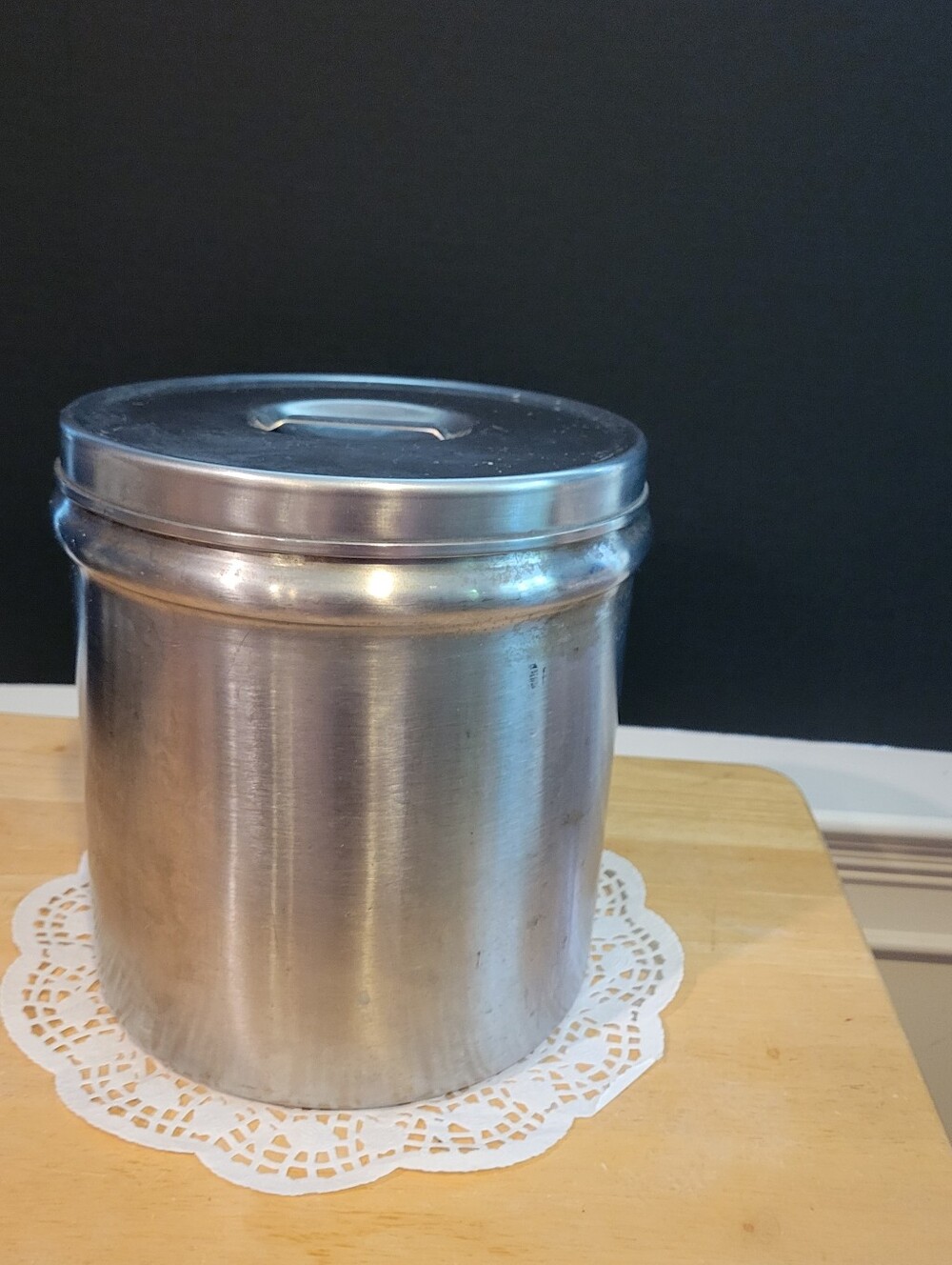 Vollrath Stainless Steel Canister 8"x 6.5" Medical Kitchen with Lid